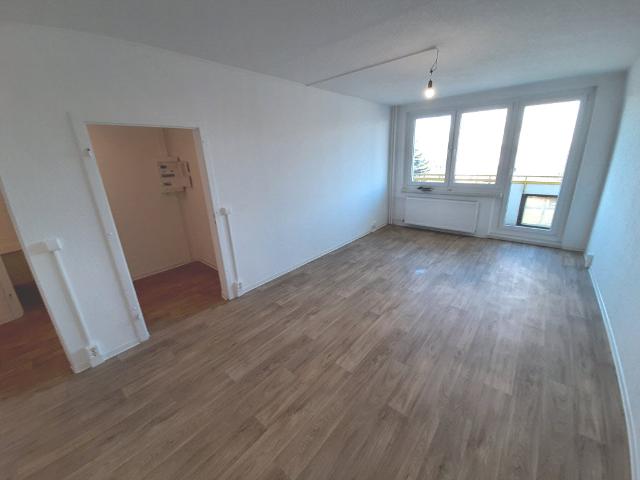 Kompakt, clever, komfortabel: 1 Raumwohnung mit Wohlfühlbalkon