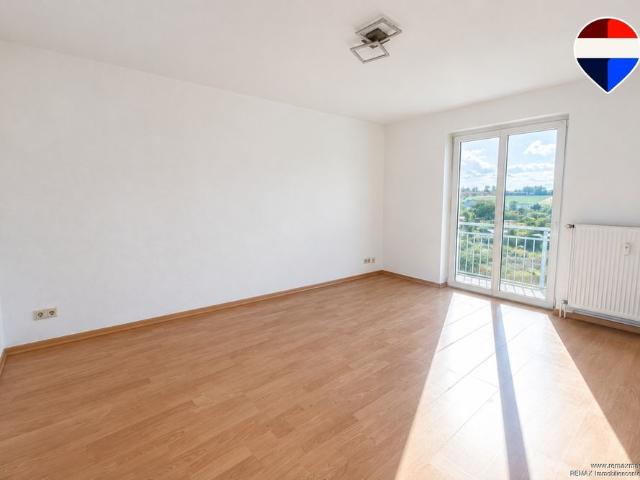 Kompakt, praktisch und alles, was man braucht: 2 Zimmer mit EBK in Stadtfeld West