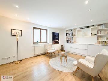 Wohnung kaufen in Zell am See - Büroraum