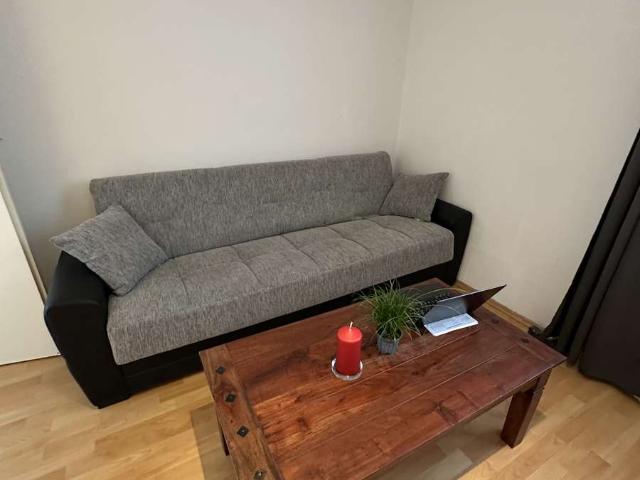 Kompakt und praktisch: 2 Zimmer Wohnung in Stuttgart Untertürkheim