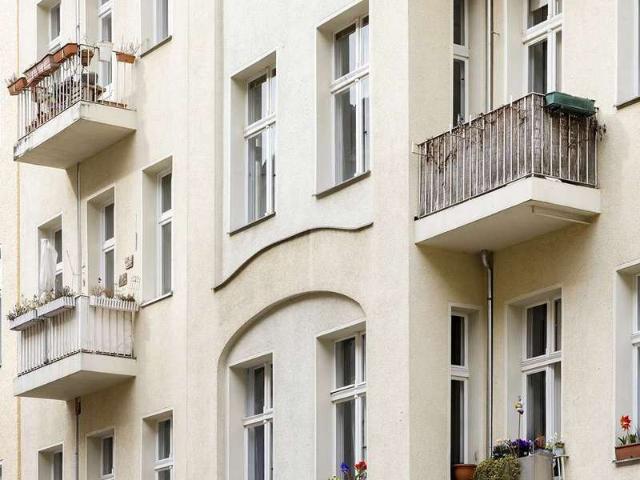 Kompakt & zentral: 1 Zi. Altbauwohnung im pulsierenden Kreuzberg!