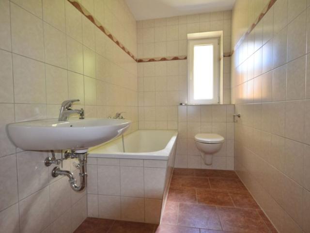 Kompakt • 3 Zimmer • Bad mit Fenster & Wanne • am Heimgarten • Balkon • Top Preis • Fussbodenheizung