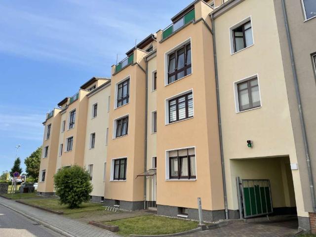 Kompakte 4 Zimmer Wohnung mit Balkon