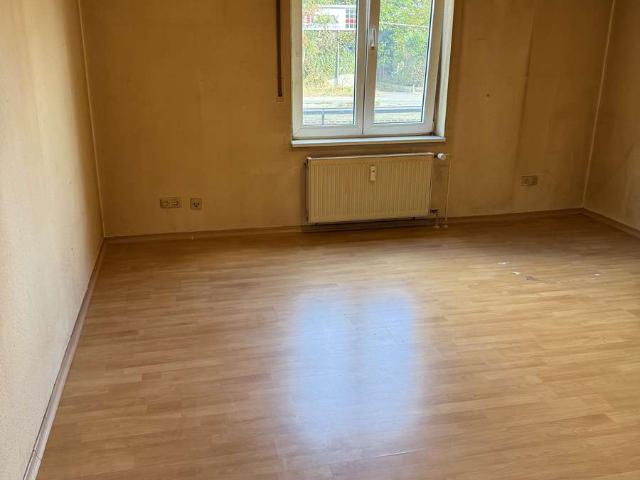 Kompakte 1 Zimmer Wohnung im Top Lage am Neckarauer Bahnhof, ideal für Studierende und Pendler