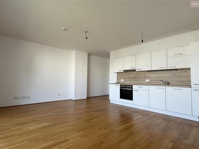 Kompakte 3 Zimmer DG Wohnung mit MEGA WEST TERRASSE 23m² nahe Akademiepark
