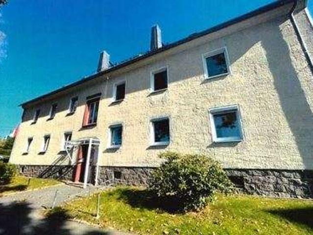 Kompakte 3 Zimmer mit Laminat, SP und Wannenbad in guter Lage