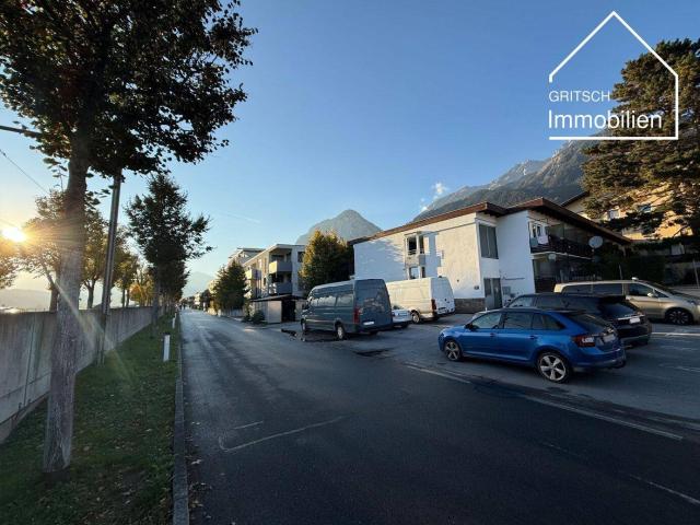 Kompakte und sanierte Garconnière mit Loggia und Garten in Innsbruck Kranebitten