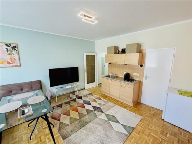 Kompakte Eigentumswohnung mit Loggia – ideal als Anlage, Mitarbeiter oder Zweitwohnung
