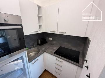 Kompakte Garconnière mit überdachtem Balkon, Ausblick und Parkplatz in Innsbruck Arzl