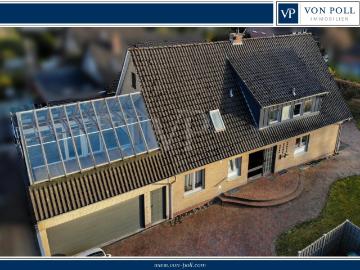 Komplett bezugsfrei ab 01.09.2026 – Zweifamilienhaus mit Wintergarten & Sauna