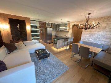 Komplett eingerichtete Stadtwohnung im modernen Alpenstil mitten in Kitzbühel Investment oder Eigennutzung