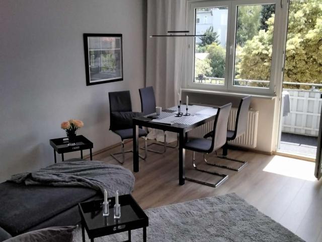 Komplett möblierte helle und ruhige 2 Zimmerwohnung in Borsigwalde