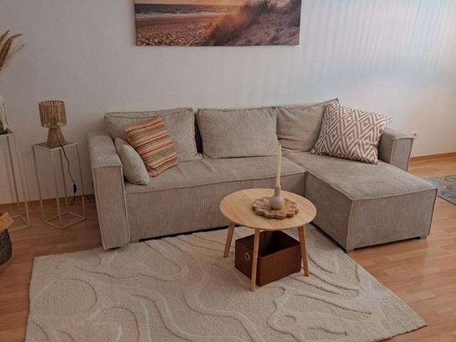 Komplett modernisiertes und voll möbliertes 2 Zimmer Apartment im Herzen von Erlangen