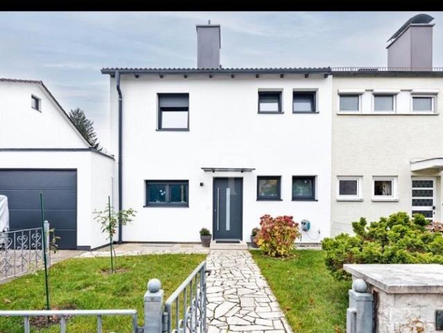 Komplett modernisiertes Doppelhaushälfte Marburg Wherda