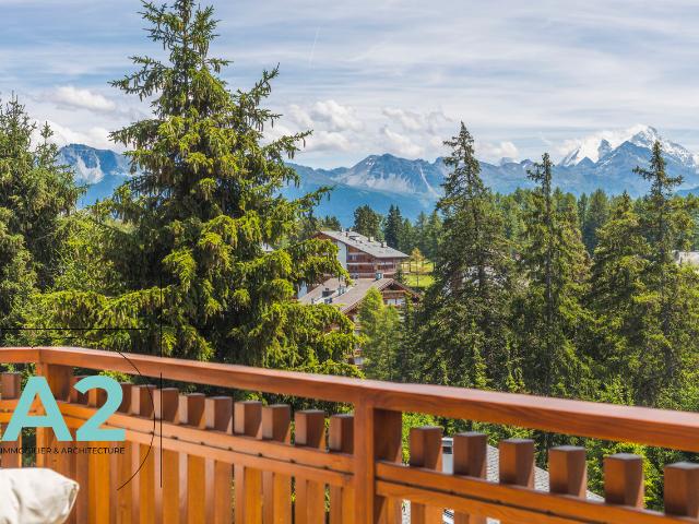 VOLLSTÄNDIG RENOVIERTES APARTMENT ZUM WOCHEVERMIETEN