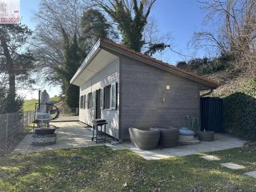 Vollständig renoviertes 2 Zimmer Haus auf einem Grundstück von 1 287 m2