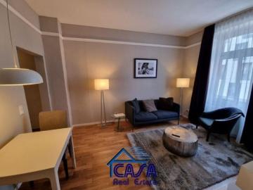 Komplett renoviertes, top möbliertes Apartment fußläufig zum Bankenviertel