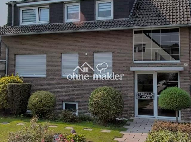 Komplett renoviertes Zweifamilienhaus 2025 mit starker Rendite – inkl. Büroeinheit im Keller