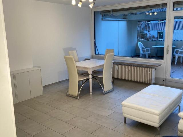 Komplett sanierte 1 Zimmer Wohnung