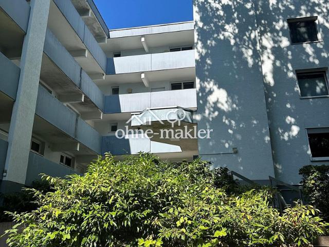 Komplett sanierte 2 ZKB Erdgeschosswohnung mit großer Terrasse am Betzenberg