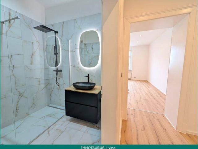 Komplett sanierter Altbau: 80 m² · 3 Zimmer · Balkon & Wintergarten in Graz Eggenberg