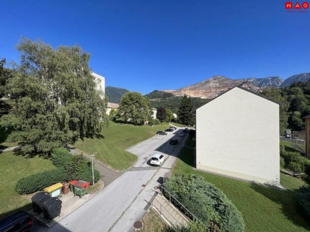 komplettsanierte 2 zimmer wohnung mit balkon und neuem badezimmer