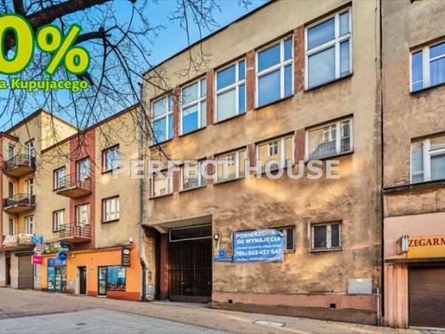 Kompleks biurowo magazynowy 691 m2 w centrum Będzina