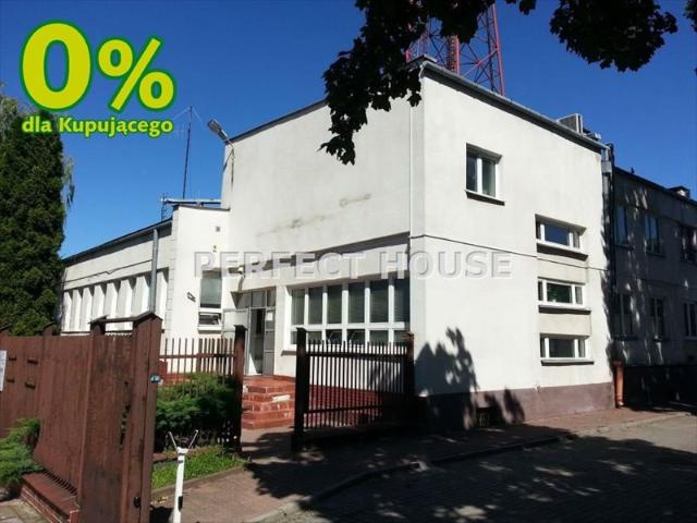 Kompleks biurowo magazynowy z działką 3 189 m2