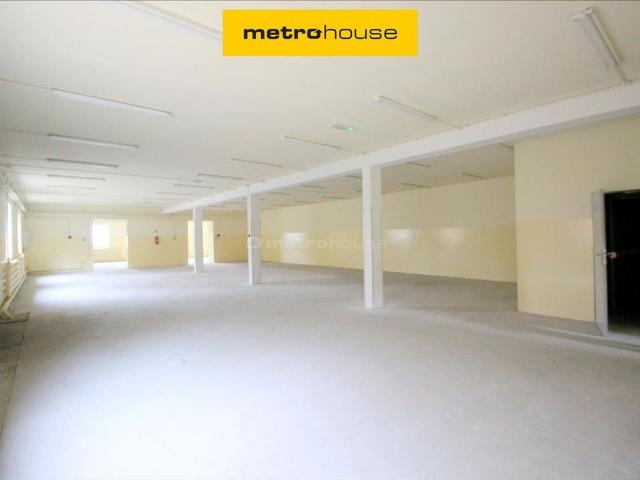 Kompleks produkcyjno magazynowy 1050 m² z biurem i zapleczem