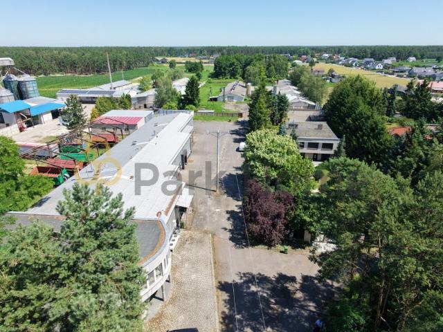 Sprzedam kompleks produkcyjny 1180 m² z domem i zapleczem hodowlanym