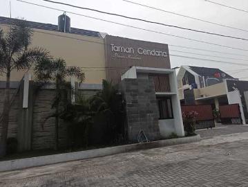 Rumah untuk disewakan di Setabelan - AC