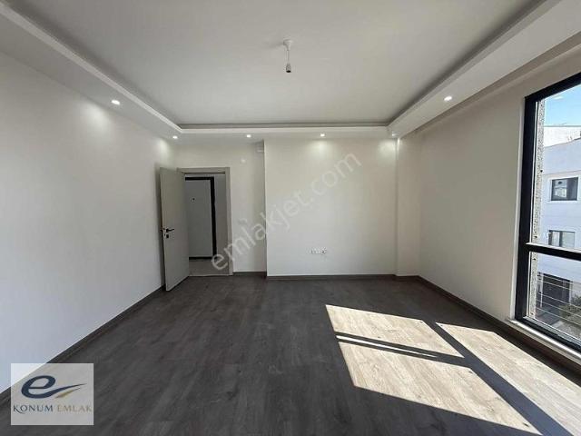 Konum Emlaktan Bağlarbaşı Mh. 2+1 Y.ısıtmalı Lüks Ara Kat