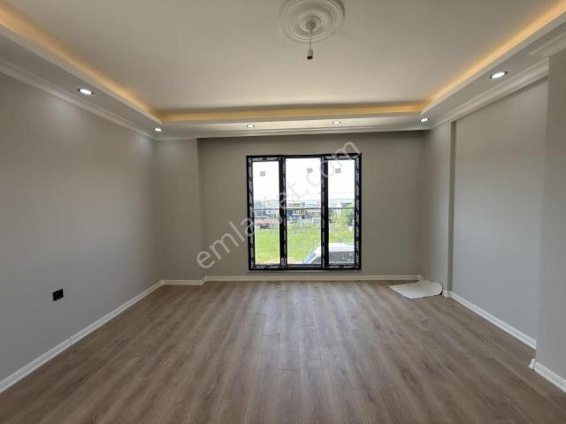 Konum Emlaktan Fsm Cd. Yakın Butik Sitede 2+1 Y.ısıtmalı Ara Kat