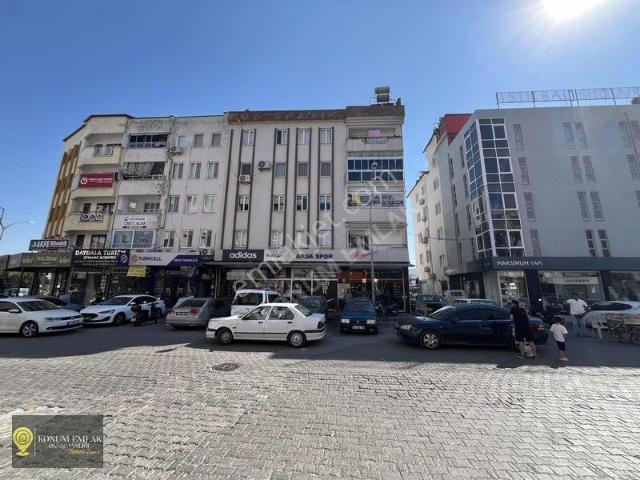 Konum Emlaktan Merkezde Kiralık Geniş 2+1 Daire & Home Ofis