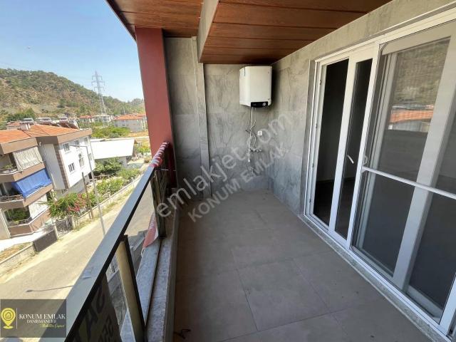 Konum Emlaktan Merkezde Satılık Sıfır Lüks 1+1 Daire