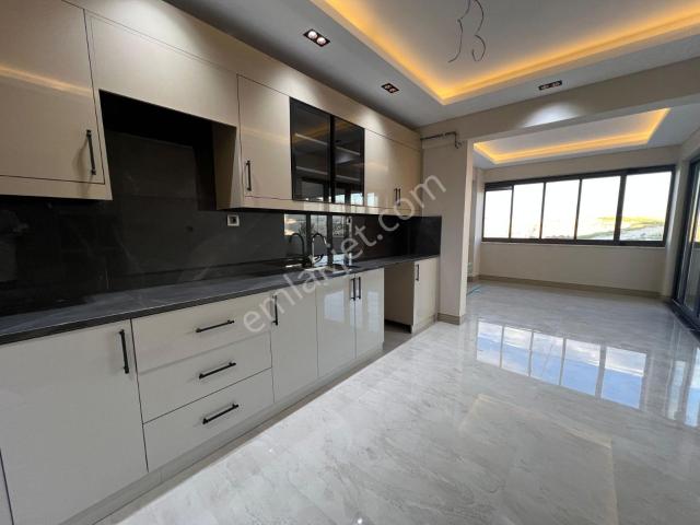 Konum'dan 3.5+1 Sıfır Kiralık Akıllı Daire