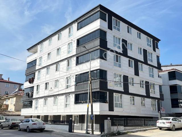 Konut Emlaktan Yenimahallede Kiralık 2+1 Lüks Daire!