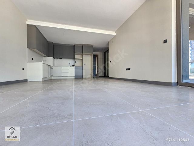 YAŞAMKENTTE MASRAFSIZ 2+1 YERDEN ISITMA EBEVEYN BANYOLU GÜVENLİKLİ SİTE GENİŞ BALKON