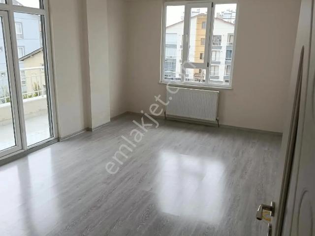 Konya Beyşehir Beytepe Mahallesinde Hastaneye Yakın Kiralık Daire