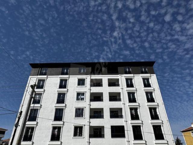 KONYA EREĞLİ HACI MUSTAFA MAHALLESİNDE 115 M KUZEYDOĞU CEPHELİ 2+1 SATILIK DAİRE