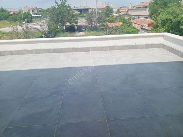 Konya Sarayönü Ülçesi Kurtuluş Mah. 650 M2 Arsa İçinde Satilik Müstakil Ev