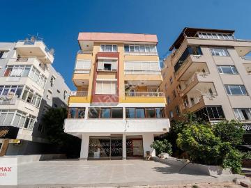 Konyaaltı Altınkum'da Denize Yakın 2+1 Ara Kat Dubleks Daire