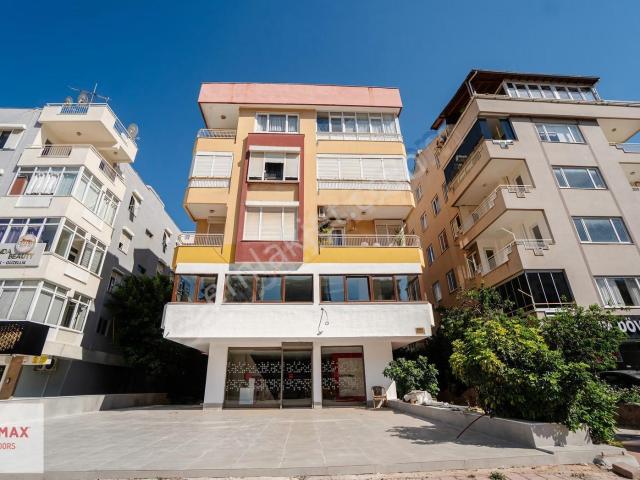 Konyaaltı Altınkum'da Denize Yakın 2+1 Ara Kat Dubleks Daire