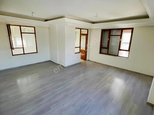 Konyaaltı Arapsuyunda Denize Yakın 3+1 Daire