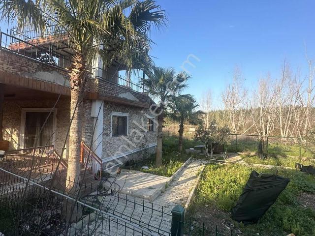 Konyaaltı Doyran Mevkinde Müstakil Villa Modern Mimarisi Kiralık