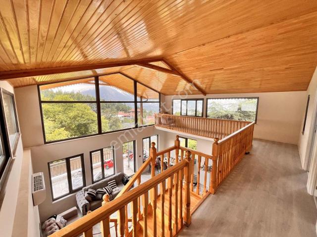 Konyaaltı Ekizce Yaylası Eşsiz Manzaralı Özel Mimari 5+2 Villa