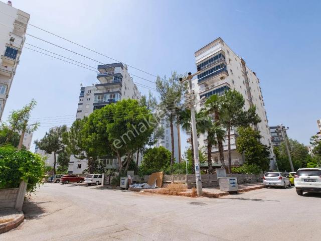 Konyaaltı Gürsu Mahallesi Yasemin Sitesinde 2+1 Satılık Daire