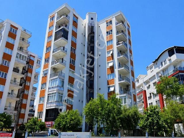 Konyaaltı Hurma'nın En Gözde Noktasında Havuz Cepheli 150 M² Lüks 3+1 Satılık Daire