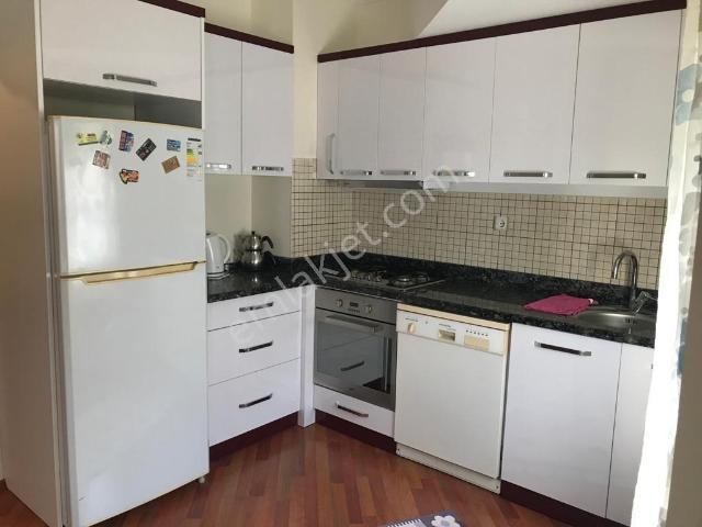 Konyaaltı Limanında Havuzlu 2+1 Eşyalı Kiralık Daire