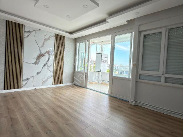 Konyaaltı Molla Yusuf'ta İçi Sıfır Yapılı 3+1 Ayrı Mutfaklı Doğalgazlı Kiralık Daire